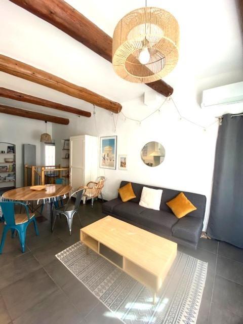 Apartament Le Cosy Nîmes Zewnętrze zdjęcie